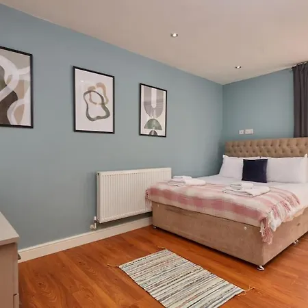 Central Leeds 3 Bedroom Flat Exterior photo