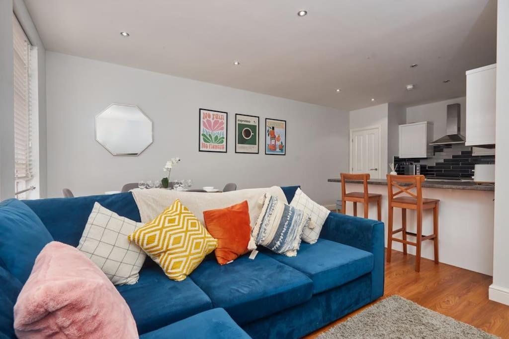 Leeds 3 Bedroom Flat Apartment Leeds (West Yorkshire)