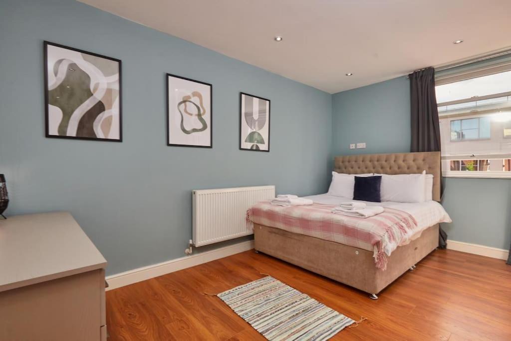 Apartment Leeds 3 Bedroom Flat Leeds (West Yorkshire)