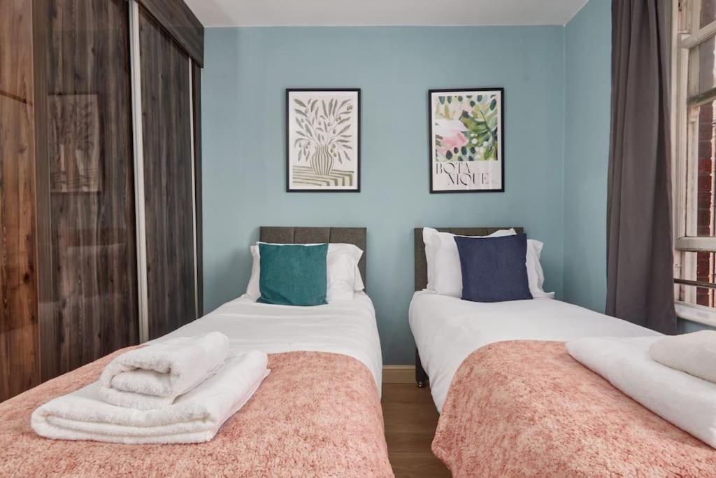 Leeds 3 Bedroom Flat Leeds (West Yorkshire)