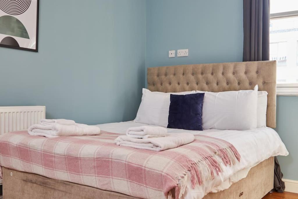 Apartment Leeds 3 Bedroom Flat *